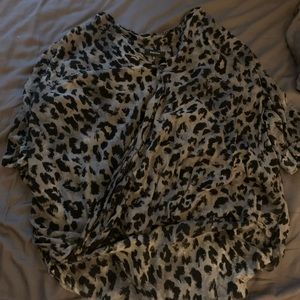 Babaton Gray Leopard Print Loose Layered Blouse